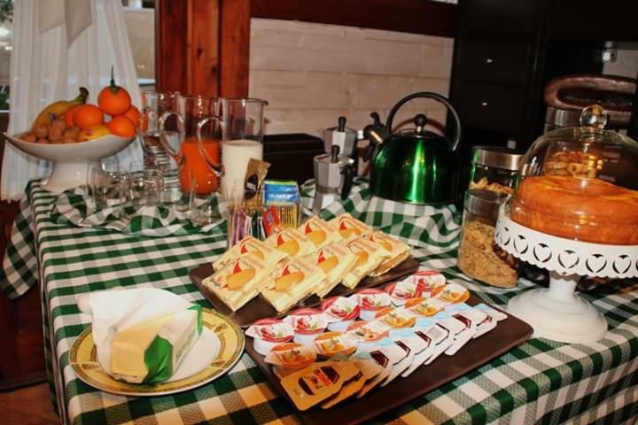 The Holiday House Hotel Santeramo in Colle Kültér fotó